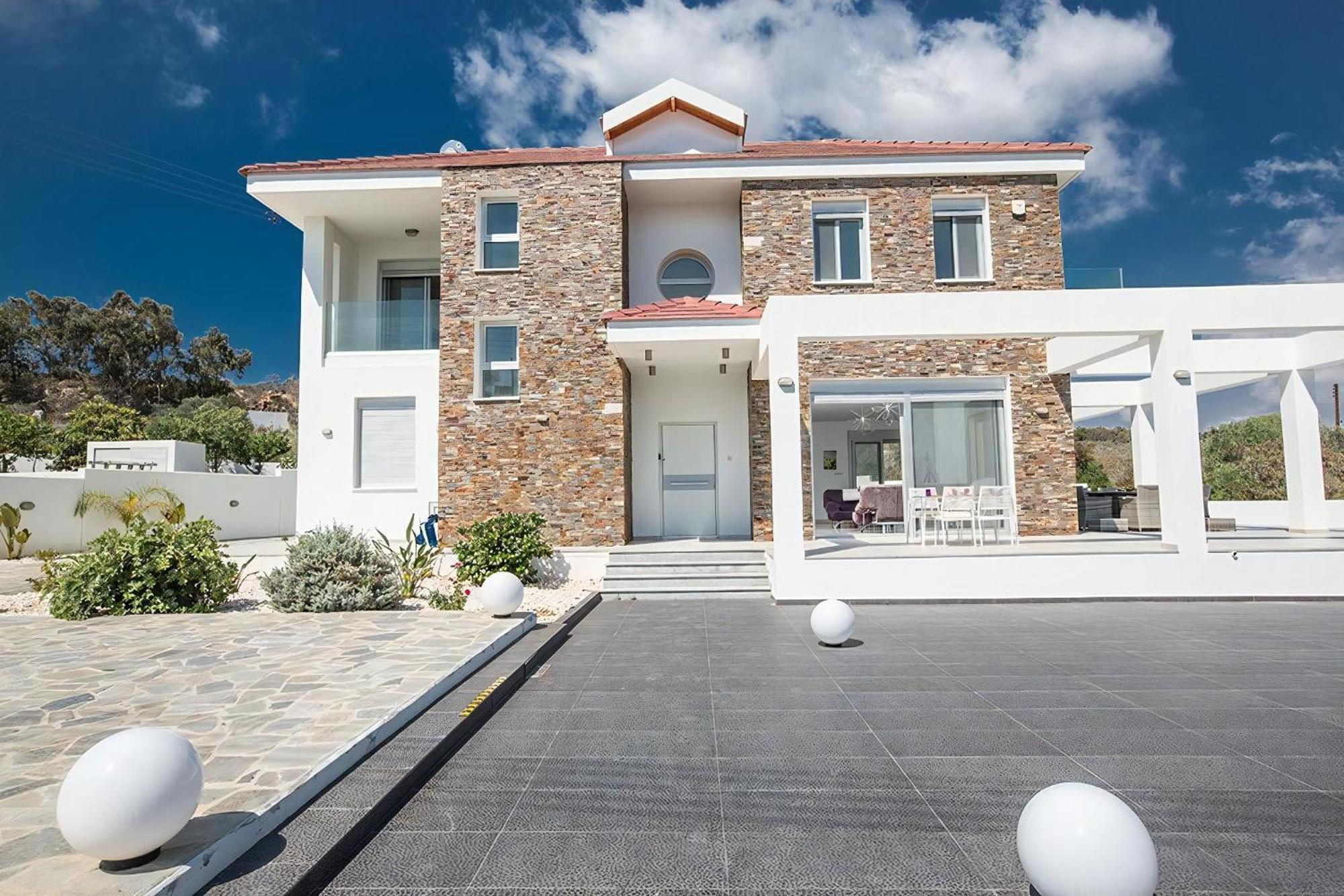 Villa Protara Chrysos - Beautiful 5 Bedroom Protaras Villa - Walking Distance To Fig Tree Bay Exterior photo
